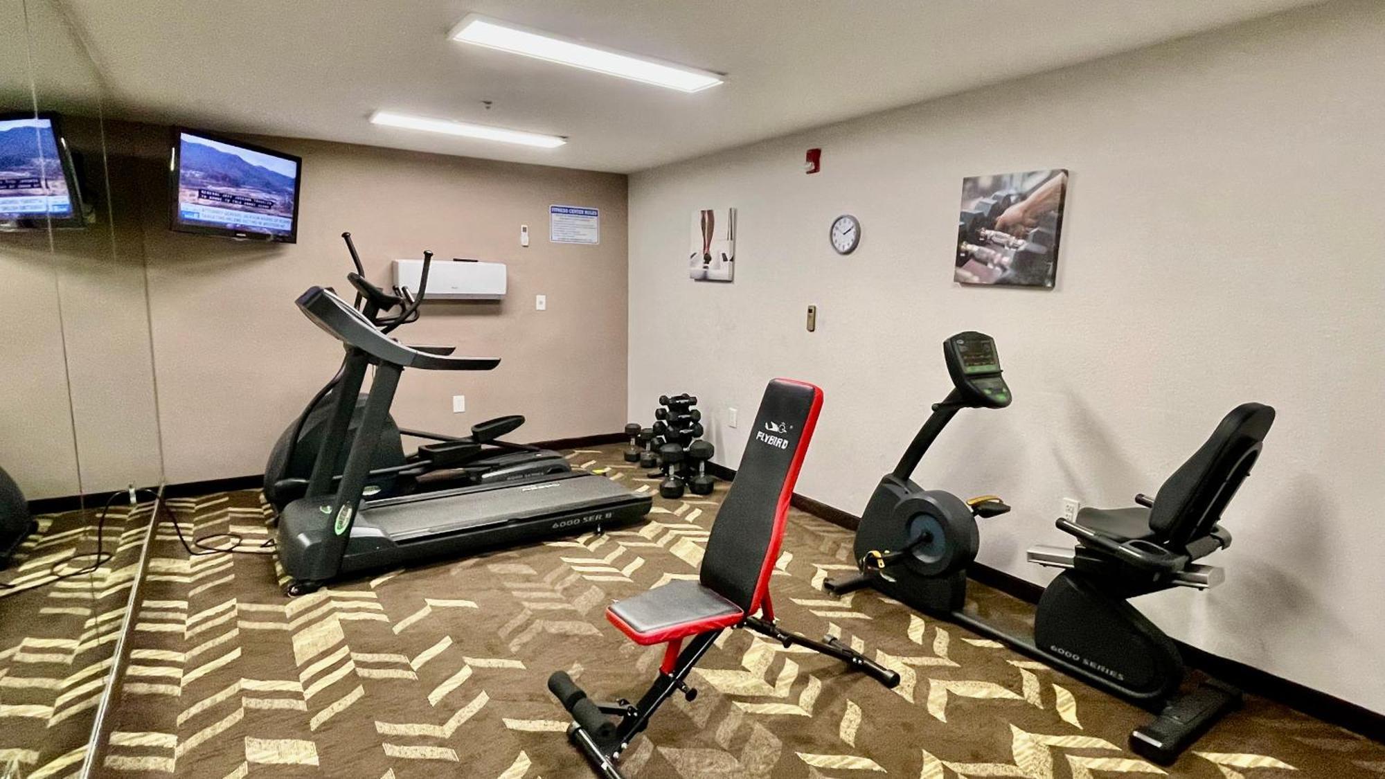 Quality Inn & Suites Clemmons I-40 Eksteriør bilde